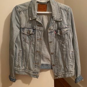 Levi Jean Jacket - Size Medium